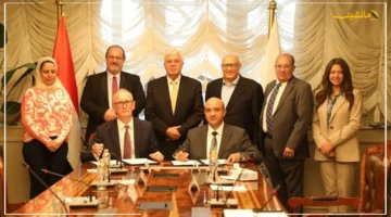 تطور جديد بالتعليم العالي عاشور يشهد توقيع اتفاقية شراكة بين مؤسسة الجامعات الكندية وجامعة أنجليا روسكين 1